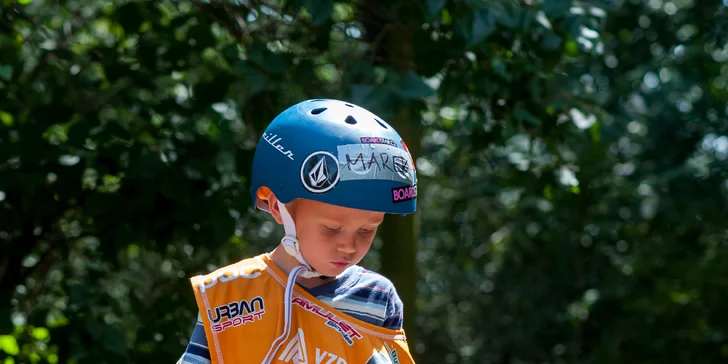 Všestranný sportovní kroužek pro děti 3–6 let: kolo, skateboard i brusle