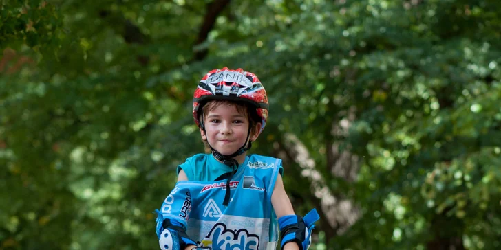 Všestranný sportovní kroužek pro děti 3–6 let: kolo, skateboard i brusle