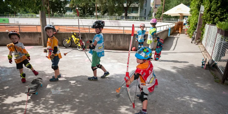 Všestranný sportovní kroužek pro děti 3–6 let: kolo, skateboard i brusle