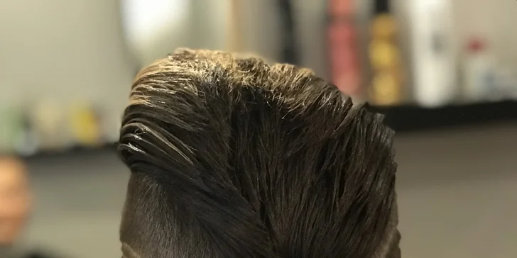 Precizní pánský střih a úprava vousů od profesionálních stylistů