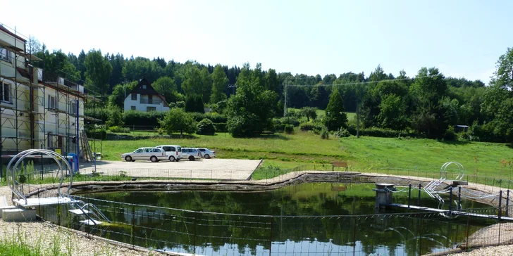 Za výlety do přírody: Turistický pobyt v Jizerkách s polopenzí pro 2