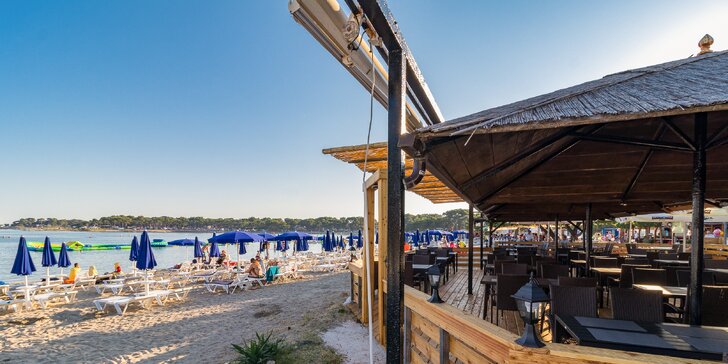3–7 nocí v 3* hotelu se snídaní přímo u písečné pláže na jihu Istrie