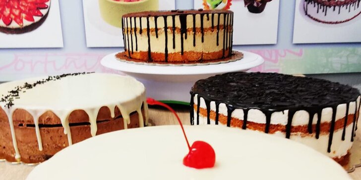 Oslaďte si oslavu: Soufflé dort dle výběru ze 4 druhů o průměru 20 i 25 cm