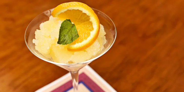 Středomořské degustační menu: rizoto, rybí plato a pomerančový sorbet