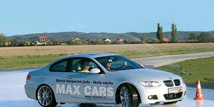 1740 Kč za celodenní Školu smyku s MAX CARS Plus! Naučte se zkrotit automobil v krizových situacích a dostaňte se z každé šlamastyky se slevou 50 %.