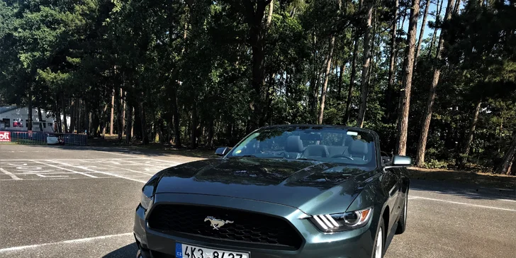 Za volantem legendy: půjčte si kabriolet Ford Mustang na den i víkend