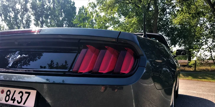 Za volantem legendy: půjčte si kabriolet Ford Mustang na den i víkend