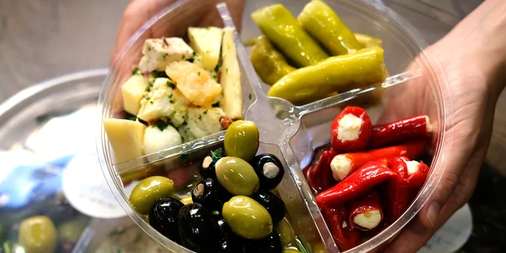 Řecké delikatesy a 20% sleva na další nákup: olivy, sýry, sušená rajčata i ovoce