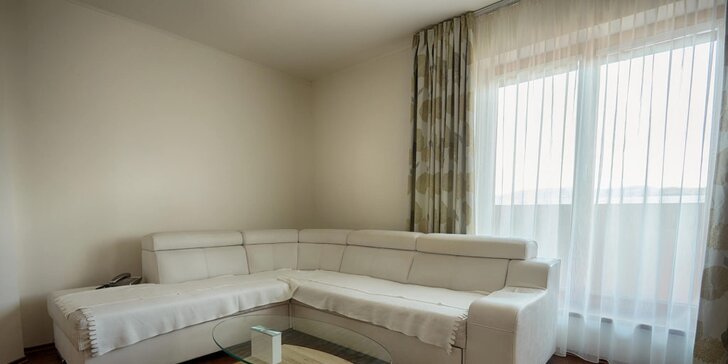 Luxusní 4* apartmán v Beskydech: neomezený wellness, koupel a polopenze