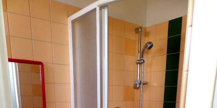 Lekce fitness pro ženy pod vedením zkušené trenérky