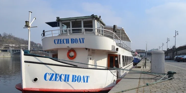 Romantická hodinová či 3hodinová plavba po Vltavě