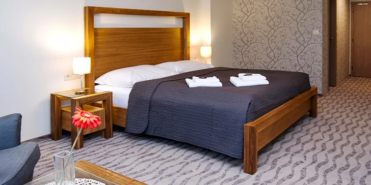 Elegantní hotel ve Vrchlabí: Privátní wellness i masáž, snídaně či polopenze