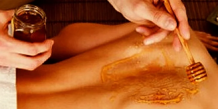 Detoxikační medová masáž: voňavý relax při 1 proceduře i permanentka na 10 masáží
