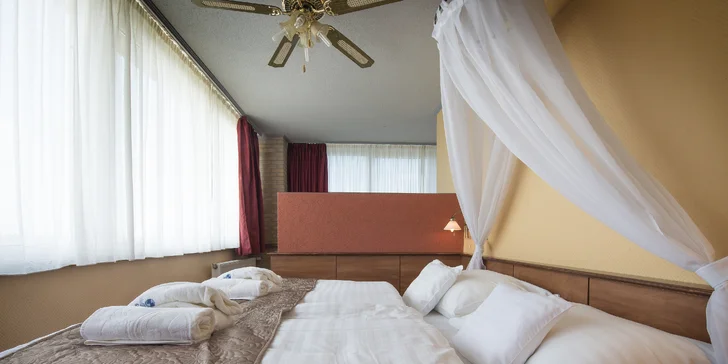 Wellness Hotel Therma**** si pro vás připravil pobytové balíčky plné lenošení v horké vodě.