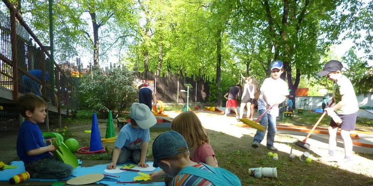 Minigolf v centru Brna – vstup pro dítě, dospělého nebo rodinu