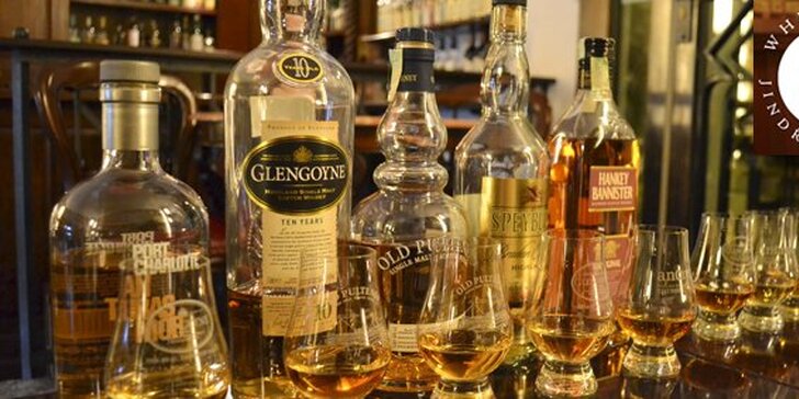 285 Kč za PĚT panáků skotské whisky v originální Whiskerii! Individuální ochutnávka s výkladem, mapa skotských palíren a luxusní prostředí se slevou 50 %.