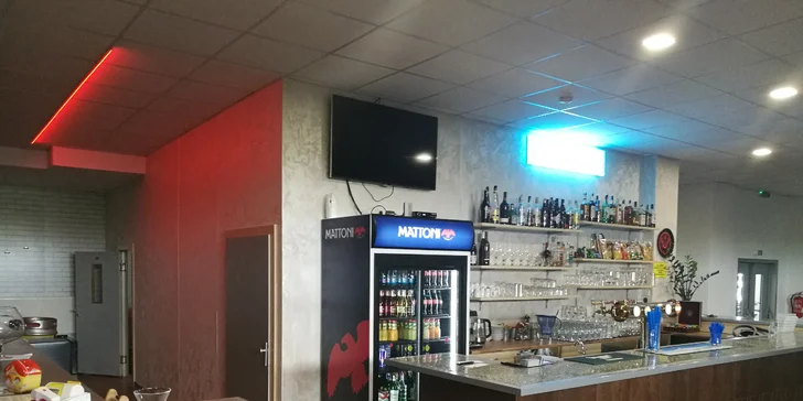 Vykutálená zábava: hodina bowlingu pro partu až 5 hráčů