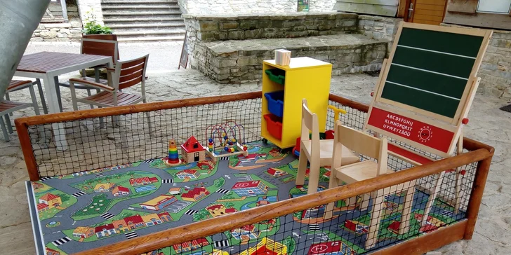 4* pobyt s nádechem historie: Polopenze, wellness i možnost prohlídky tvrze