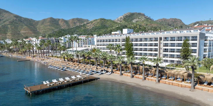  Luxusní hotel Ideal Prime Beach najdete v oblíbeném letovisku Marmaris. 