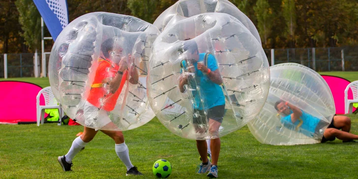 Bubble football: zábavný fotbal v koulích v délce 60 či 120 minut