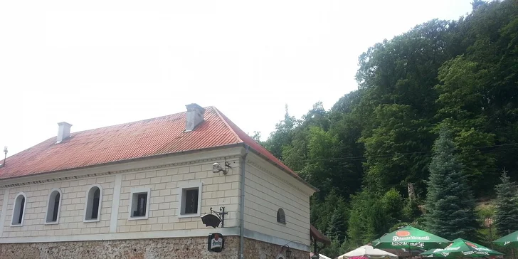 3denní pobyt pro 5 osob v chatkách autokempu Smraďavka