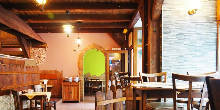 Vyberte si podle chuti: 2× pizza o průměru 32 cm z nabídky 13 druhů
