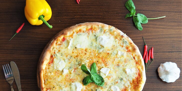 Vyberte si podle chuti: 2× pizza o průměru 32 cm z nabídky 13 druhů