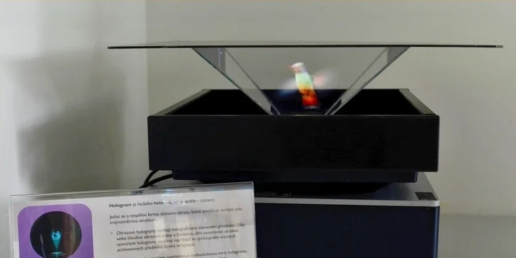Hodina zábavy ve 3D Světě až pro 6: virtuální realita i vědecká zóna