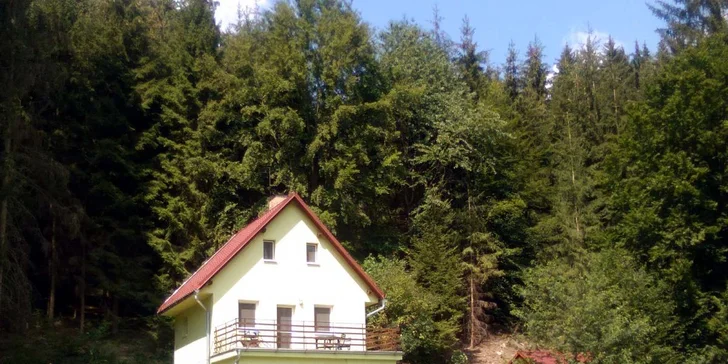 4 nebo 7 dní meditace: Terapie tmou s konzultacemi a celodenní stravou