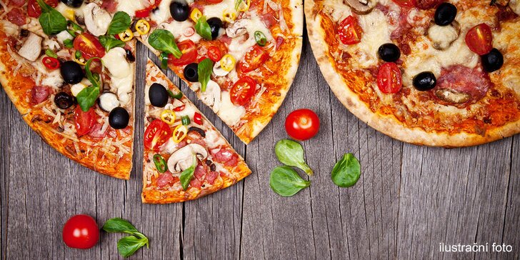 Dvě pizzy dle výběru o i s rozvozem: šunková, vegetariánská i tvarůžková