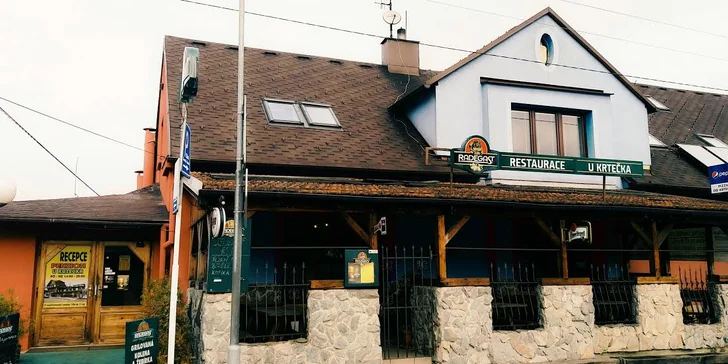 Krtečkovu pizzu si můžete dát v Šenově na adrese Těšínská 698.