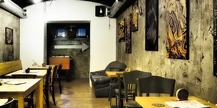 Hovězí burger pro 1 či 2, hranolky a omáčka: výběr z 8 druhů