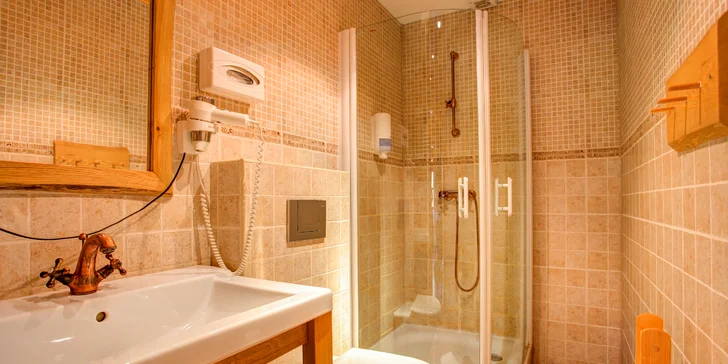 Dovolená v Tatrách: polopenze a celodenní vstupy do největšího wellness na Slovensku