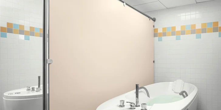 Okrem toho môžete siahnuť po wellness balíčku, v ktorom na vás bude čakať aj celá rada kúpeľných procedúr.