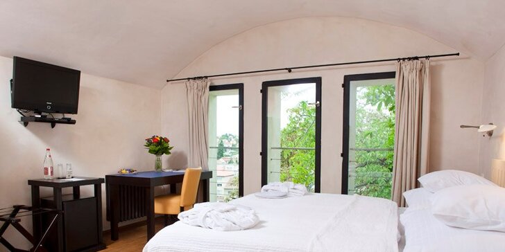 Relax i romantika v designovém hotelu: polopenze, privátní sauna i vstup do bazénu