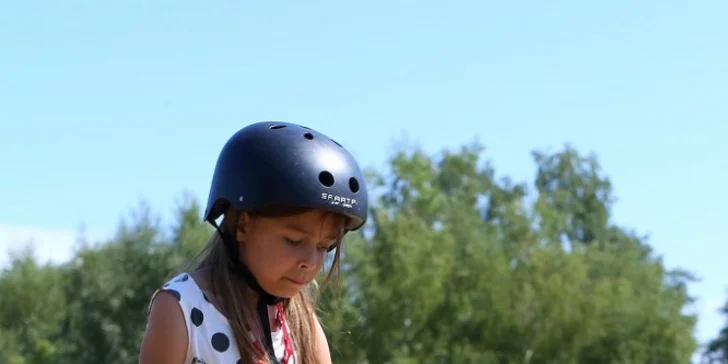 Půjčení atrakcí v lanovém centru: Segway, klokaní boty, pogo tyč i Spikeball
