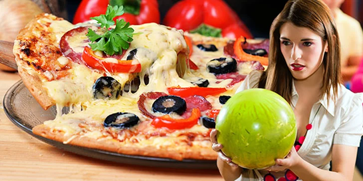 Hodina bowlingu a pizza nebo salát dle výběru