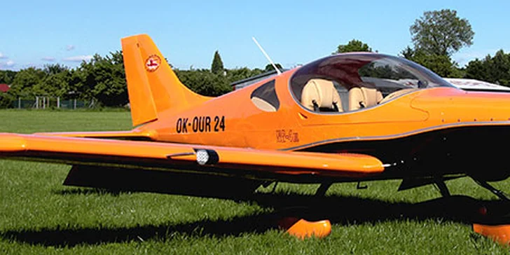Staňte se na chvíli pilotem: až 60 min. řízení sportovního letounu