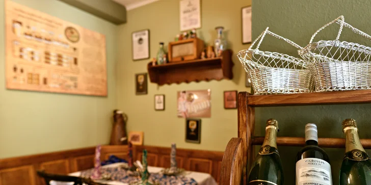 Uzbecké degustační menu: salát Incha, polévka Mašchurda i tradiční dezert