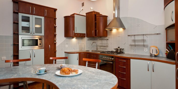 Pohodový pobyt v zajímavé čtvrti Krakova: útulné apartmány pro 2–4 osoby
