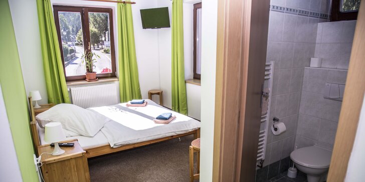 Pobyt v hotelu v centru Harrachova: 3–15 dní s polopenzí od jara do podzimu vč. letních prázdnin