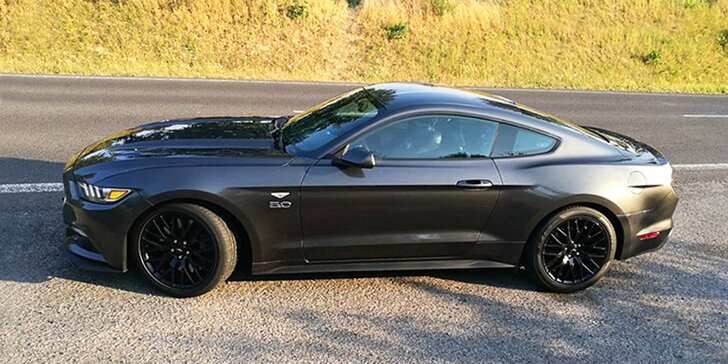 Jízda v Mustangu GT 5.0: až 60 min. spolujízdy či řízení i zapůjčení na den