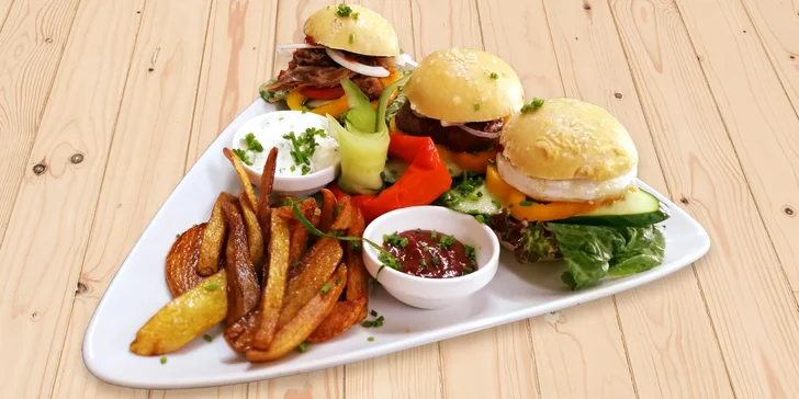 Burgery ve středověkém hostinci: s hermelínem či trhaným hovězím