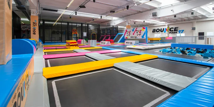 BOUNCE PARK 17