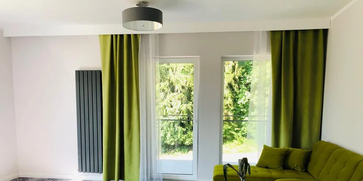 Niektoré apartmány disponujú balkónom.