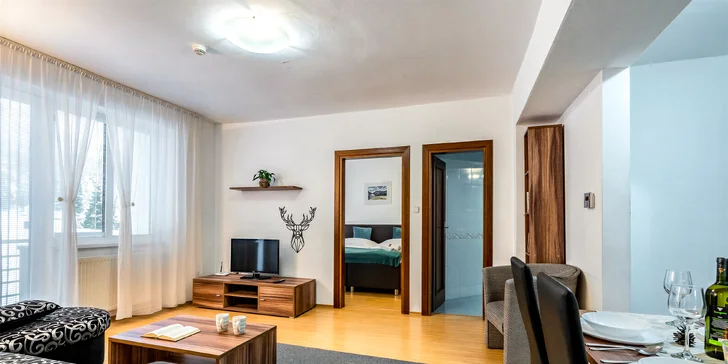 Apartmány majú plne vybavenú kuchyňu, vrátane umývačky riadu