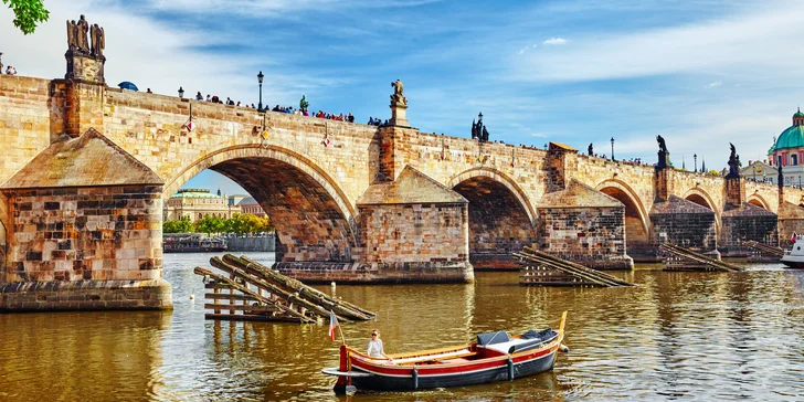 V příjemném hotelu ve Veleslavíně se na vás těší v termínech od června do prosince. 