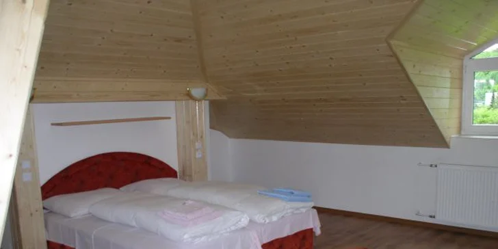 Připravený budete mít pokoj Economy nebo Standard. 