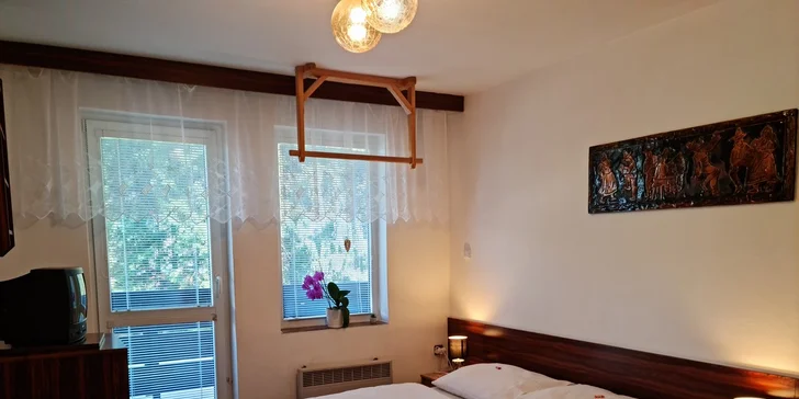 Pokoje jsou jako stvořené pro páry i rodiny. (Dvoulůžkový pokoj)