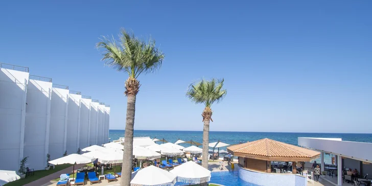  Chcete vyzkoušet své štěstí při troše hazardu? Budete mít možnost vstupu do kasina vedlejšího hotelu Salamis.